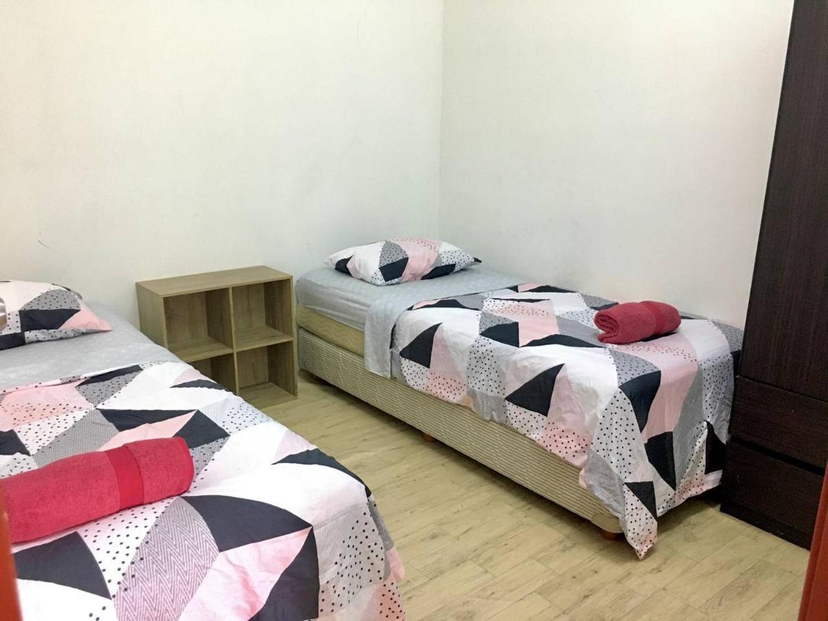 Adinda Homestay Kuala Terengganu Exterior foto